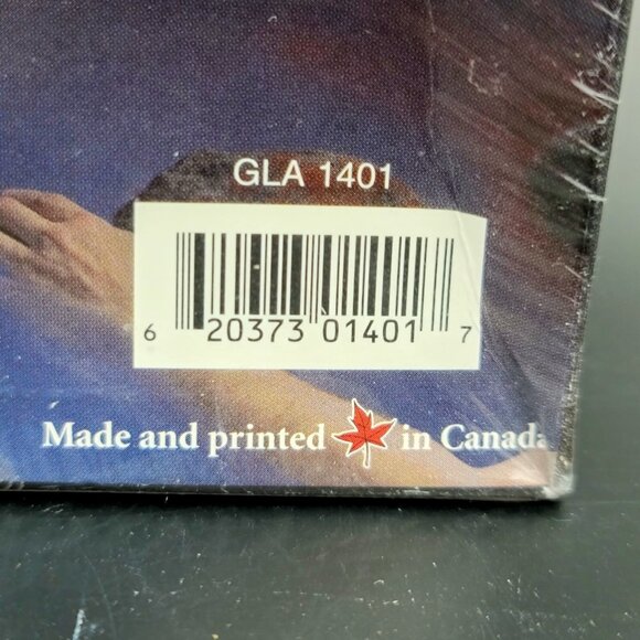 Deadly Vacation Suspense Party Game Drama & Investigation - New, Sealed - Picture 9 of 9